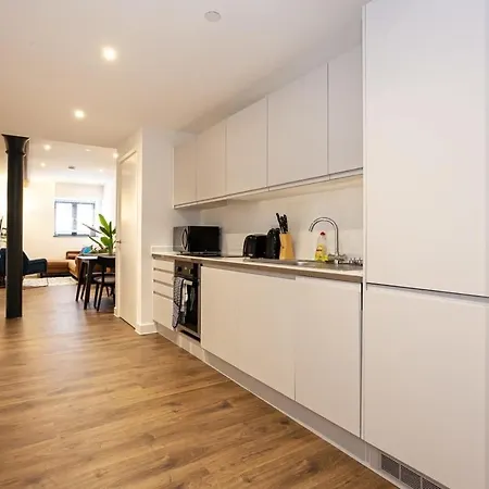 Stylish Modern Apartment In Central Manchester Exterior photo