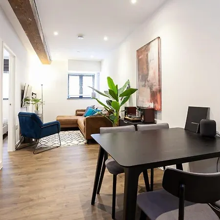 Stylish Modern Apartment In Central Manchester Exterior photo