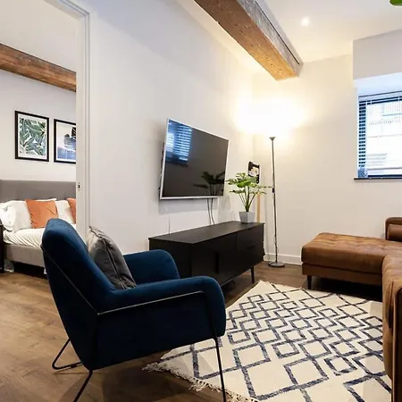 Stylish Modern Apartment In Central Manchester Exterior photo