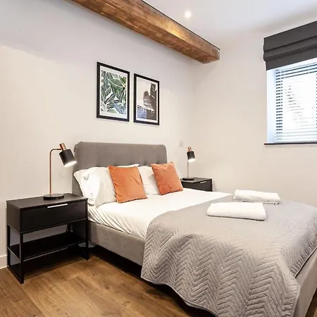 Stylish Modern Apartment In Central Manchester Exterior photo