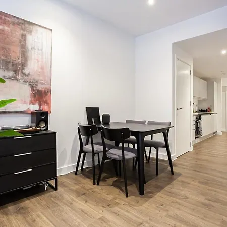 Stylish Modern Apartment In Central Manchester Exterior photo