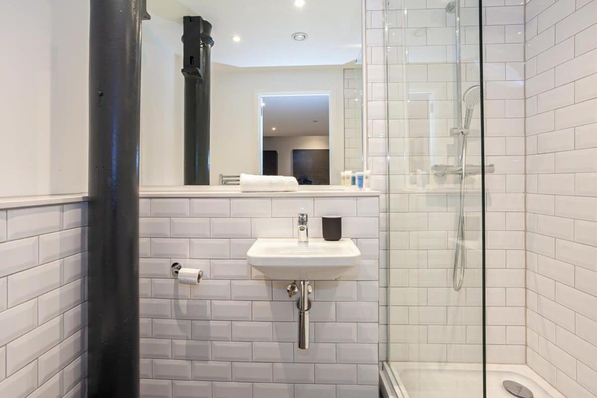 Stylish Modern In Дом отдыха *